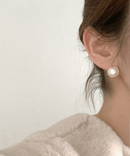 [sale]gold line pearl earring