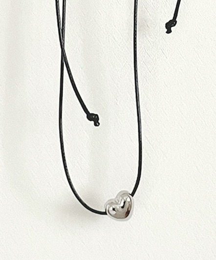 control heart necklace
