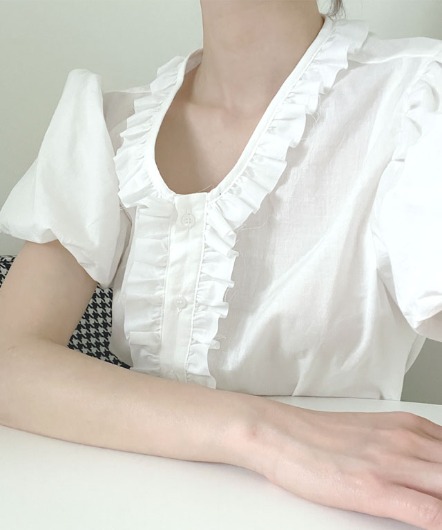[sale]pure frill blouse
