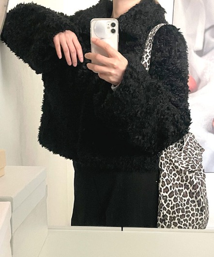 volume shaggy fur jacket(black)